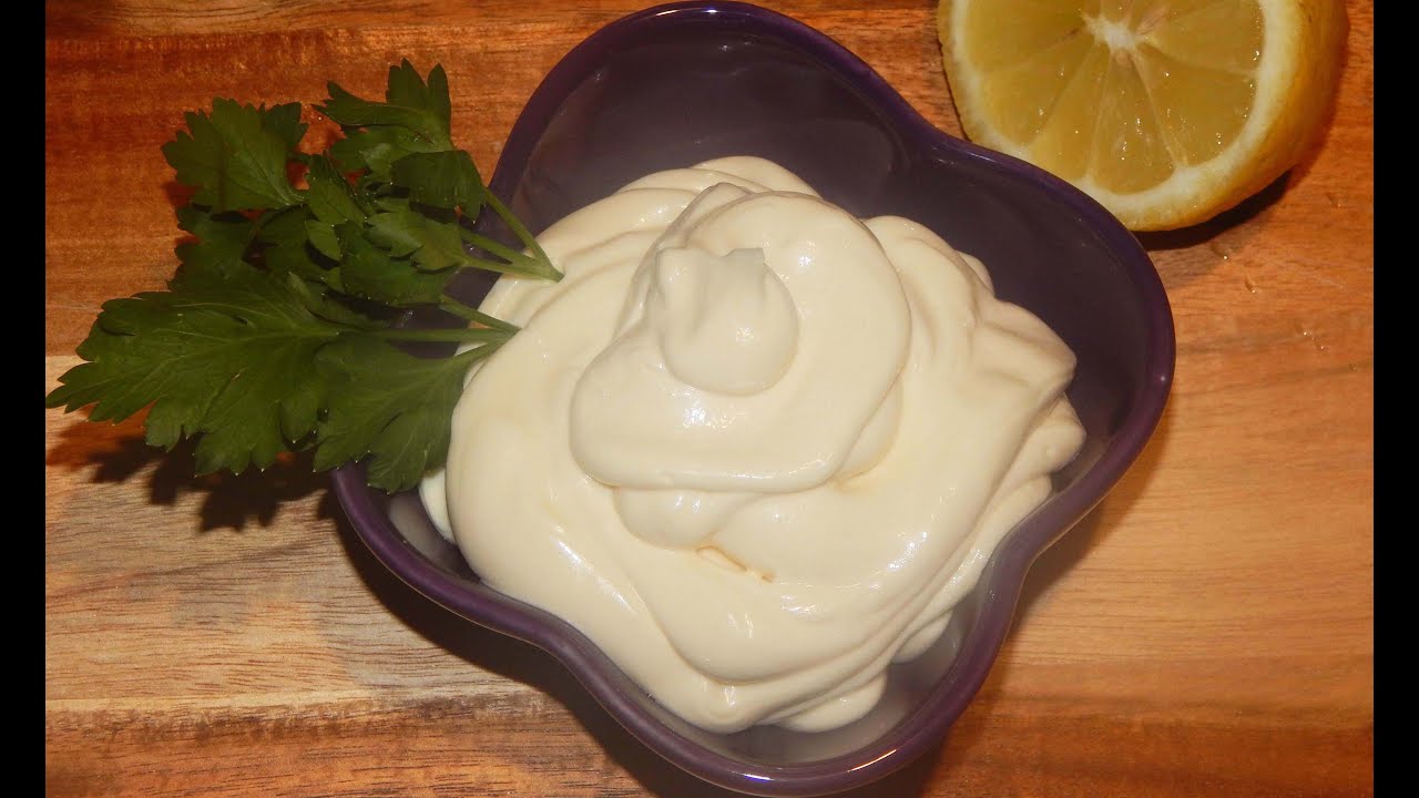 Σπιτική μαγιονέζα σε 2 λεπτά 👌😍 Homemade mayonnaise in 2 minutes Konstantinas Kitchen