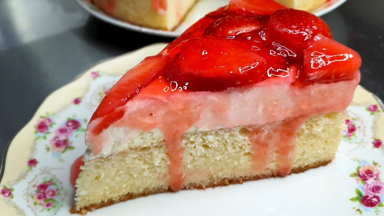 עוגת תותים ג'לי קצפת משגעת🍰Strawberry cream cake and jellyמטבח בקלי קלות ליהי קרויץ