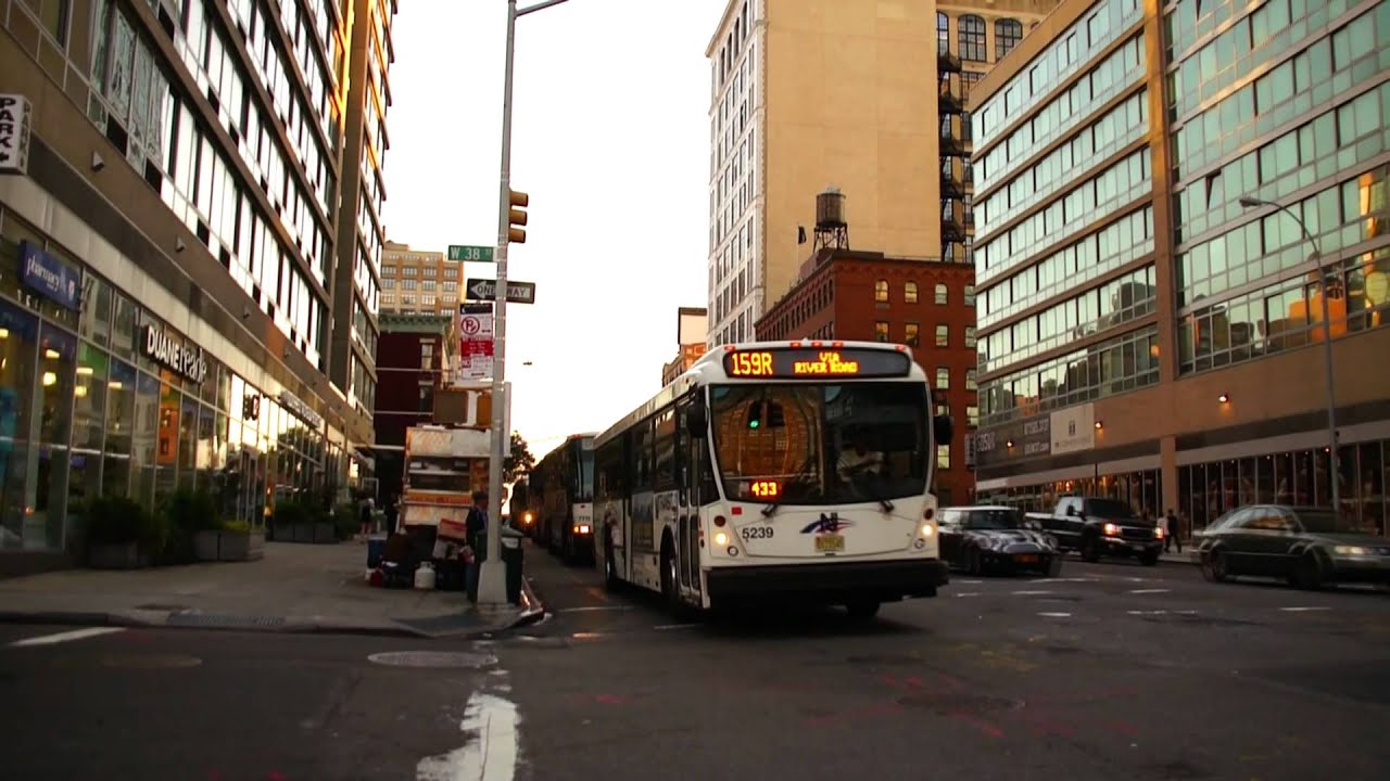 New Jersey Transit : Buses Entering The Port Authority Bus Terminal During The Rush Hour