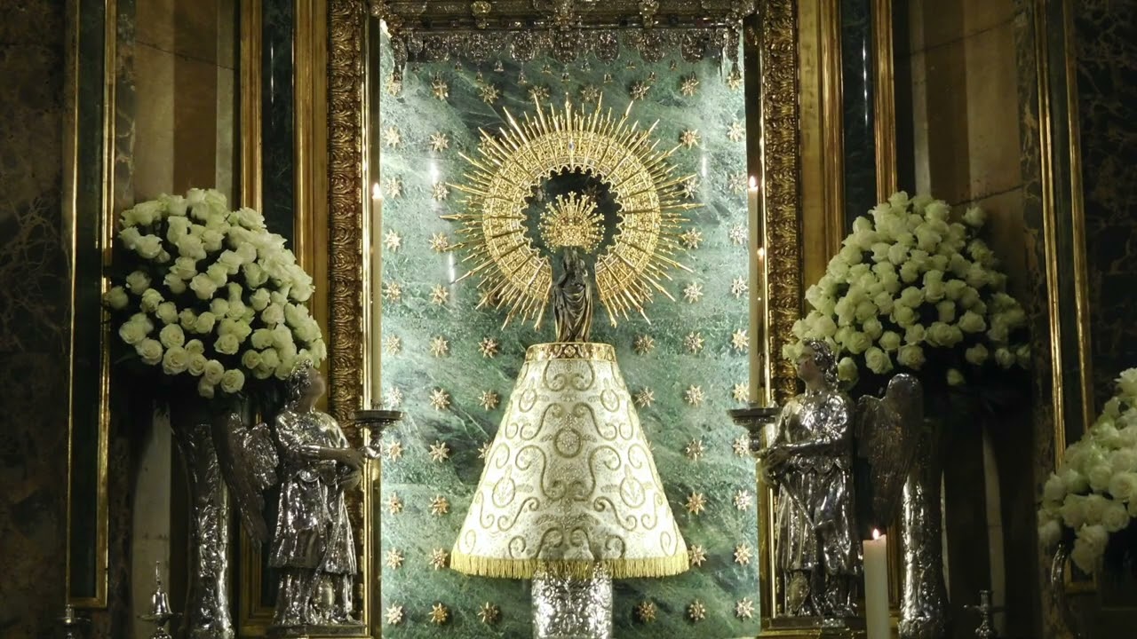 Un minuto junto a la Virgen del Pilar del día 7/1/26