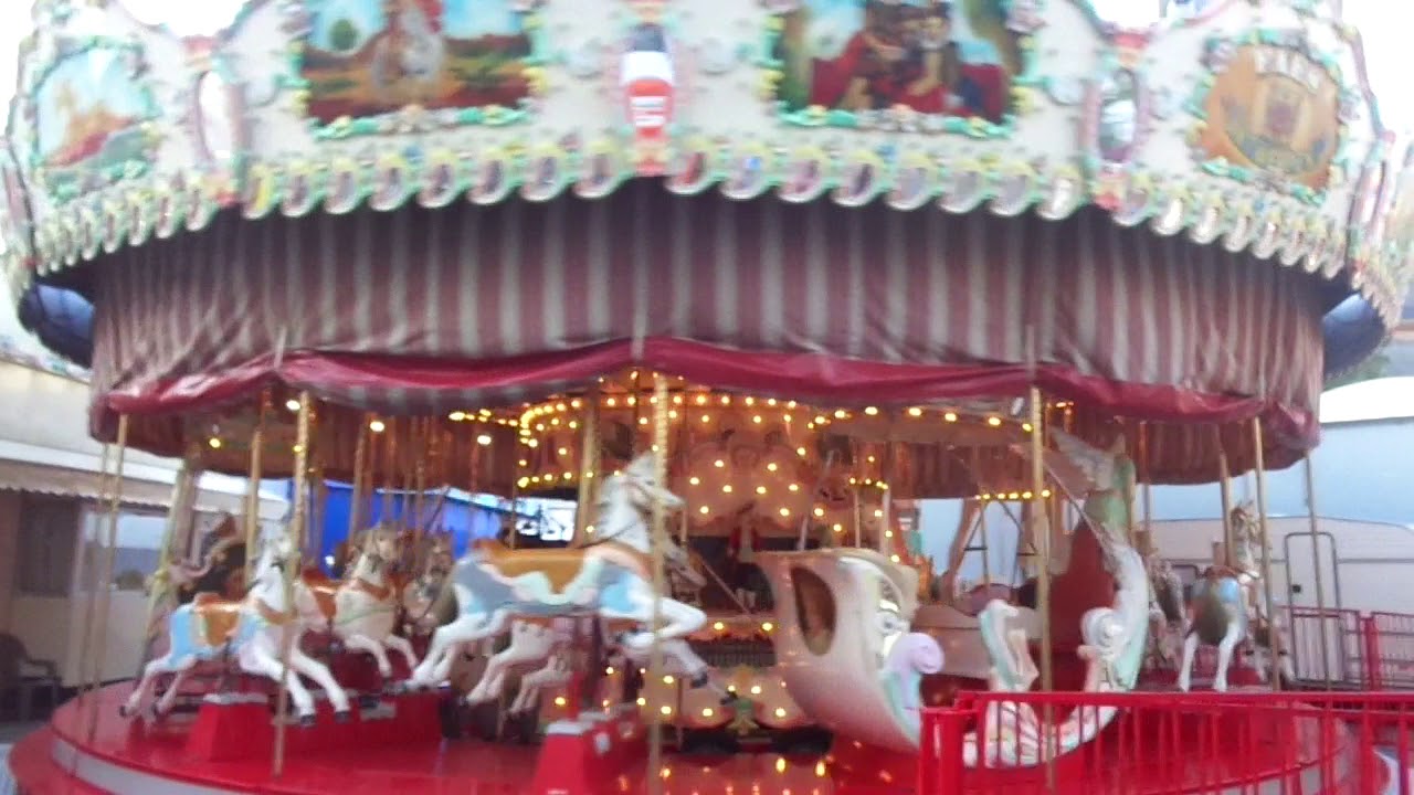 Carrousel Galoppant - Faes - Augustusfoor Turnhout Kermis 2018 - www.hullygully.nl