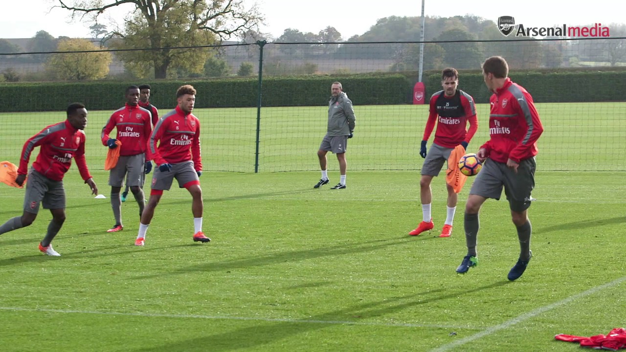 Arsenal: 5v3 training session