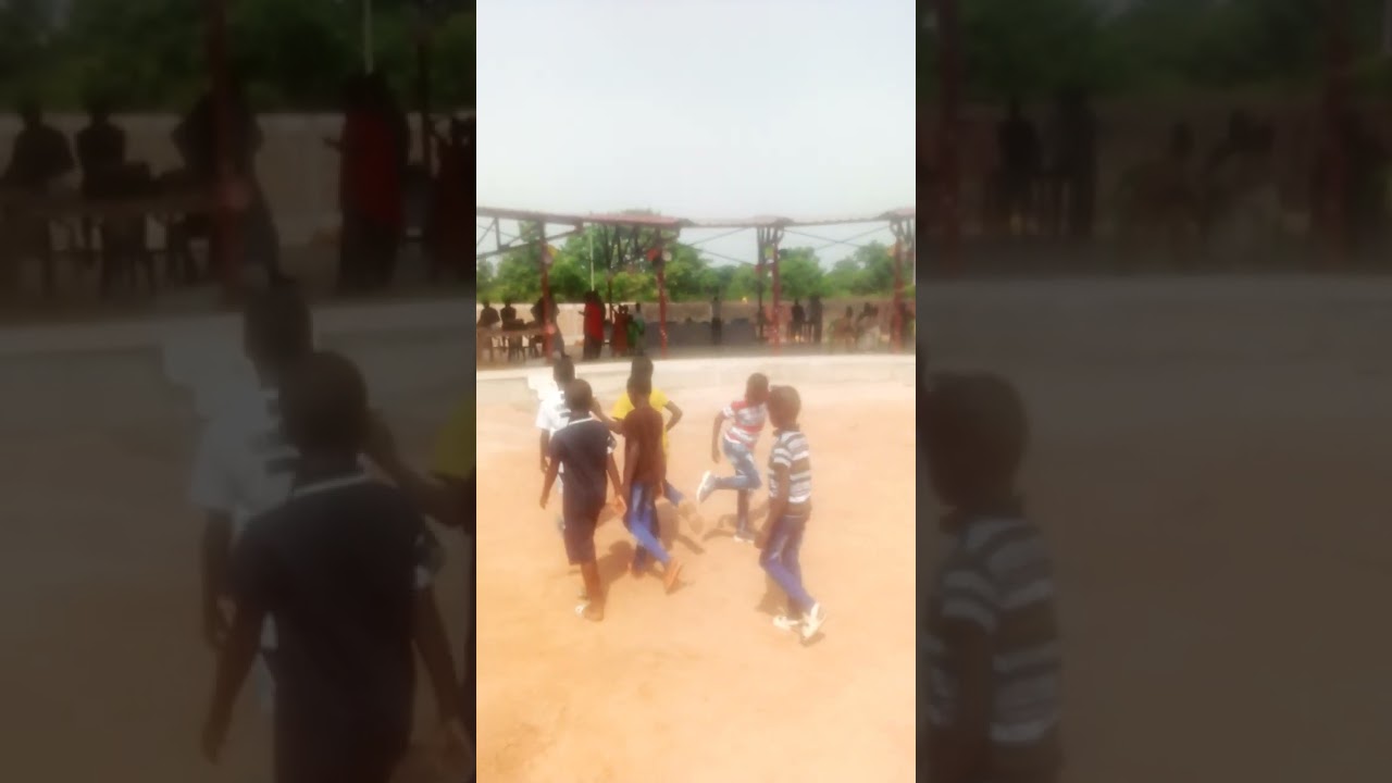 Inauguration des nouvelles salles de classe de l'école élémentaire de tendimane