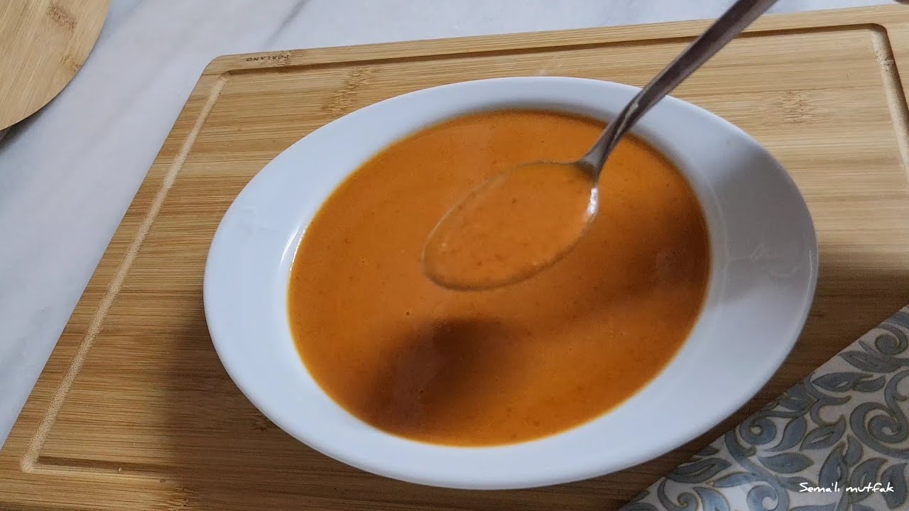MUHTEŞEM BiR LEZZET 💖 KIRMIZI K&Ouml;Z BiBER &Ccedil;ORBASI TARiFi 🌶 NASIL YAPILIR ? 