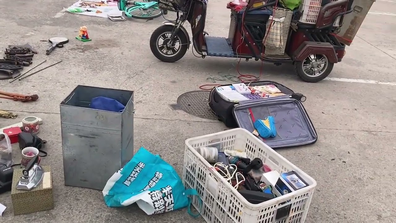 跳蚤地摊市场全方面开放开市了可以捡漏了 #这是个真实的事情 #一般人不告诉他