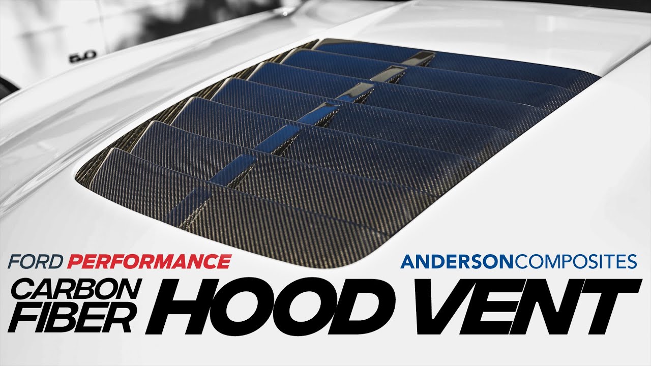 Установка воздухозаборника на капот Ford Performance из углеродного волокна — Shelby GT500 2020 года
