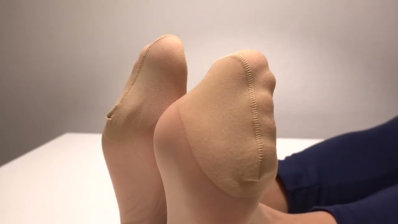 Stinky skincolor Pantyhose Feet