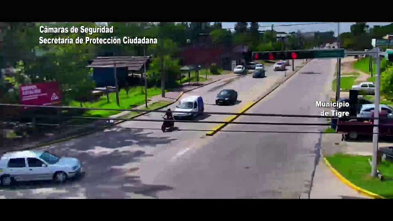 Policía huyó de un control vehicular y fue detenido luego de una intensa persecución