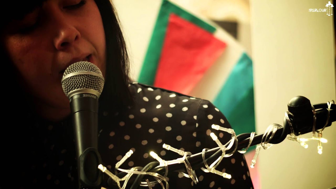 Katie Kim - I Make Sparks [Live at The Parlour]