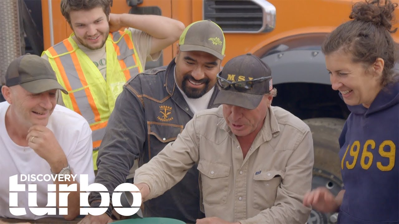 30 Year Old Wash Plant Saves Rookie Operation | Gold Rush: Mine Rescue With Freddy & Juan