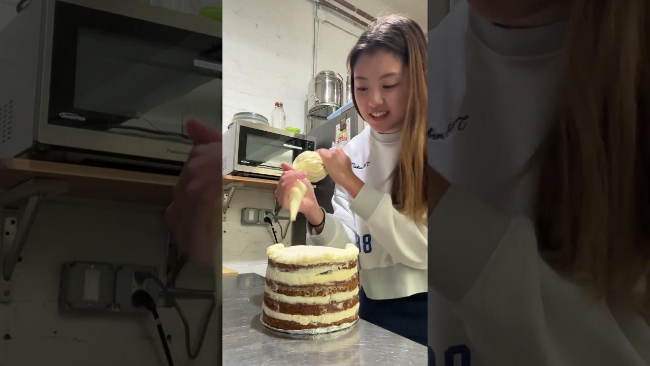 making my own birthday cake pt.2