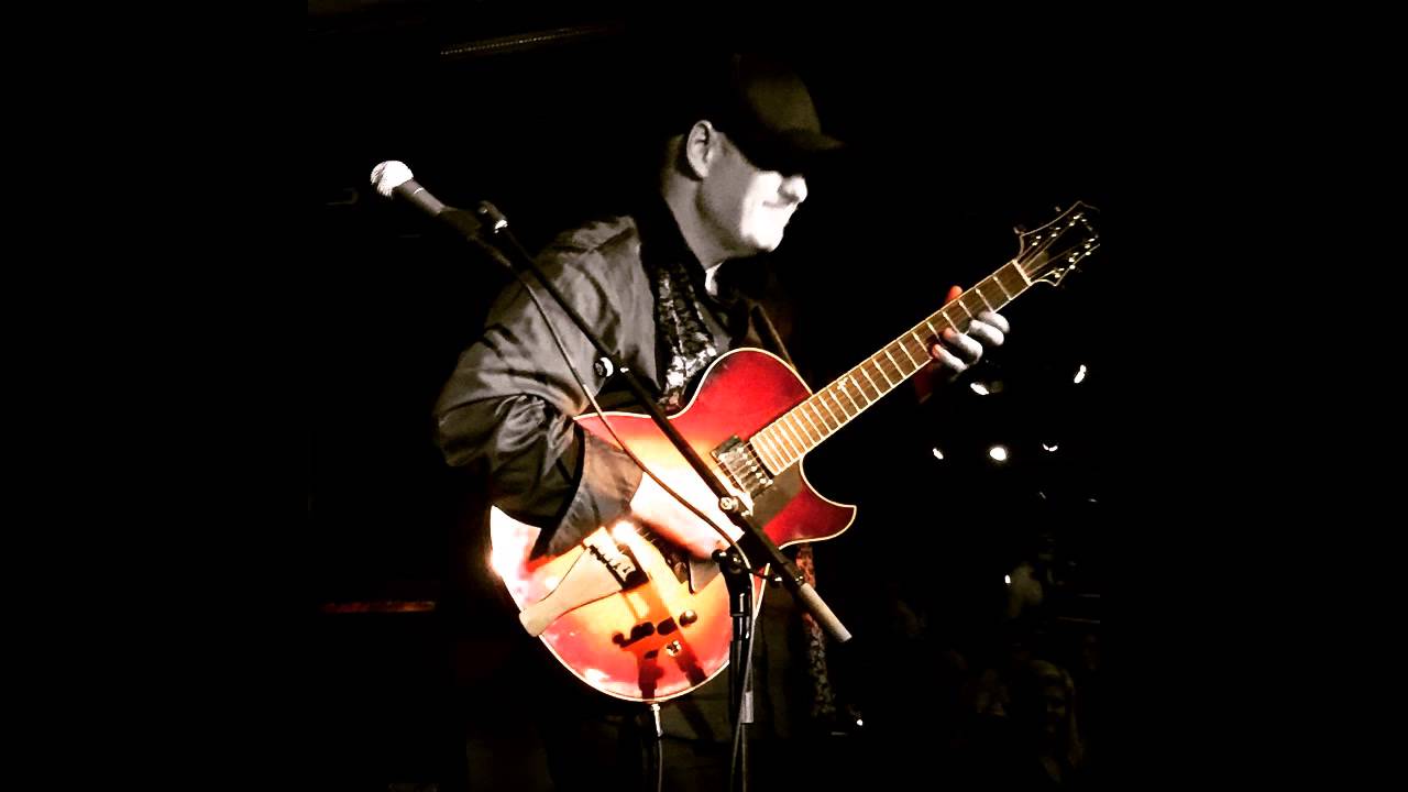 Ulf Wakenius plays Cherokee(Ray Noble)
