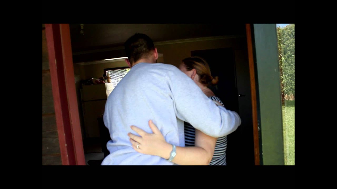 Surprising family at home in Australia for christmas