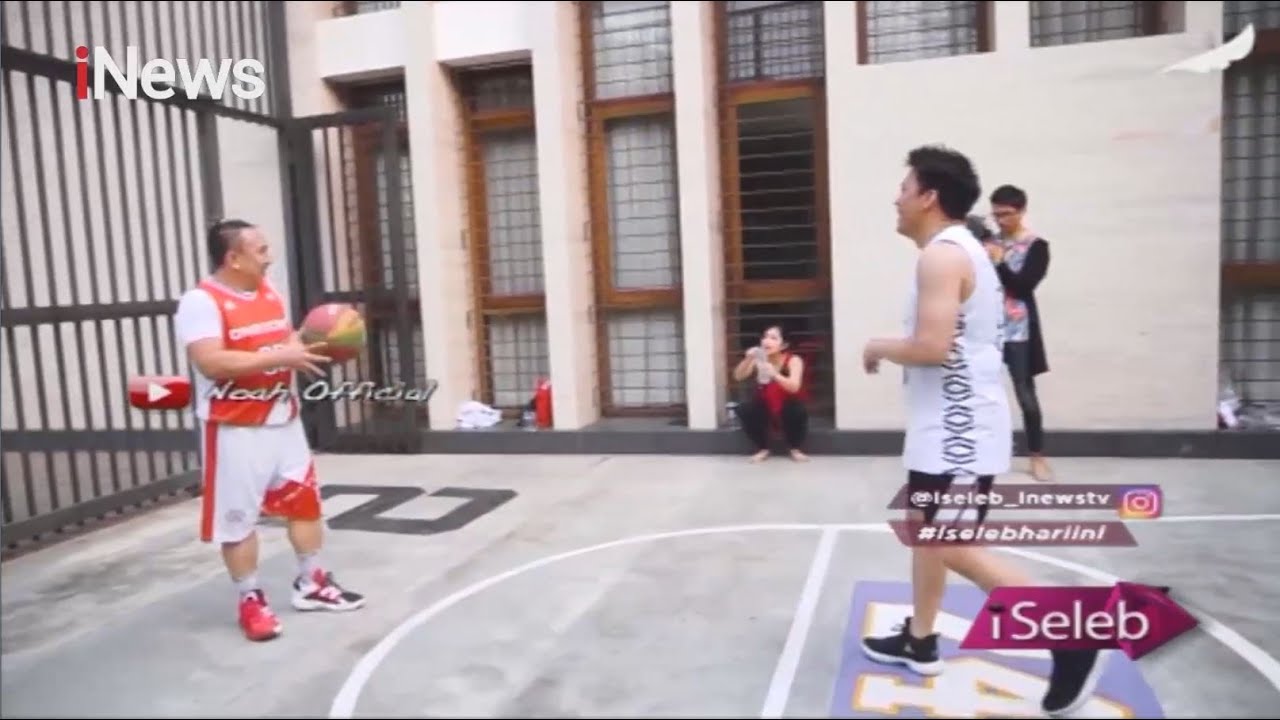 Pesona Ariel Noah saat Bermain Basket di Rumah Augie Fantinus - iSeleb 18/08