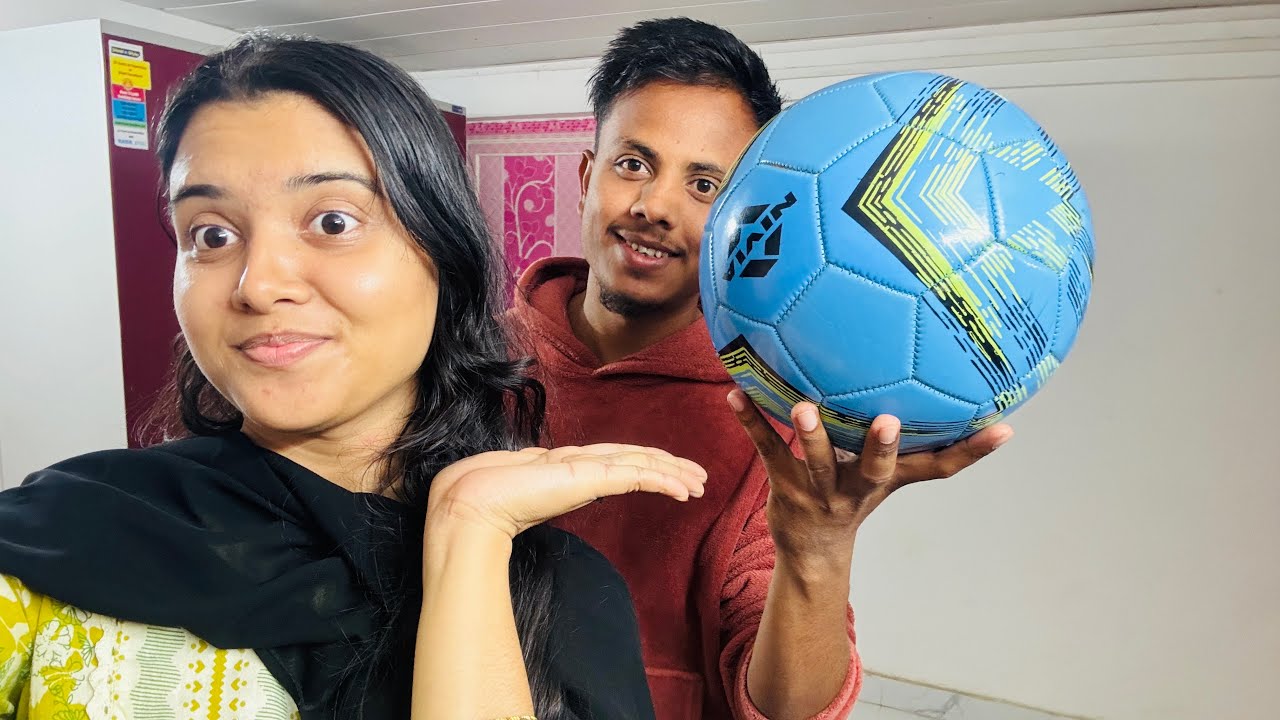 Bacchon Ke Liye Kharide New Football ⚽️😍🥰 || Day 56 ||