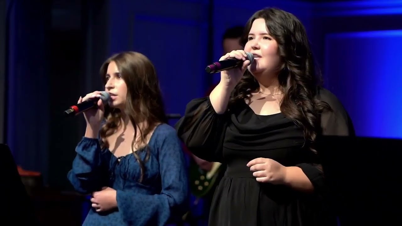 Слава в вышних Богу! Прославление. Revival Bible Church.