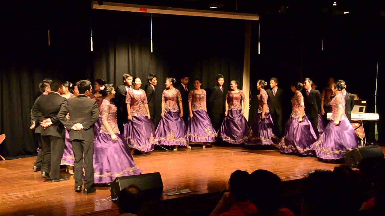 UNAI Chorale 2012 - Kaming Magmamani
