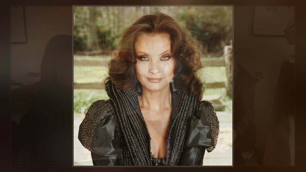 Kate Collins (Actress)