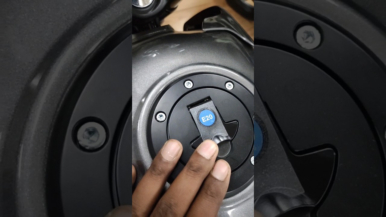 New colour BS7 Bajaj Pulsar 125 | E-20 Fi Engine #bajaj #pulsar #bikelover #shorts #viral #dkrocks