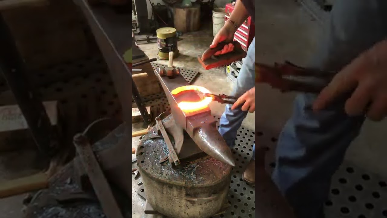 Forjando par de ferraduras para bretões🇧🇷 Forging par horseshoe draft