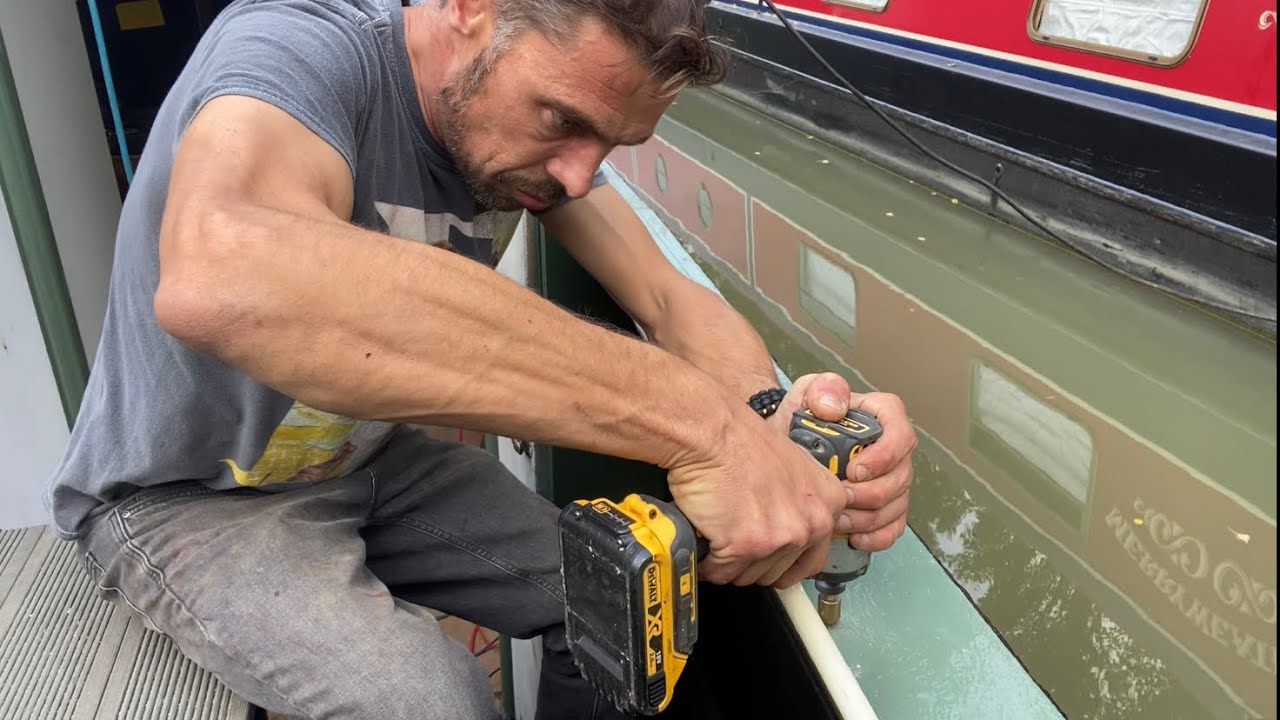 248. Improvements to the stern area | Wine cellars take shape
