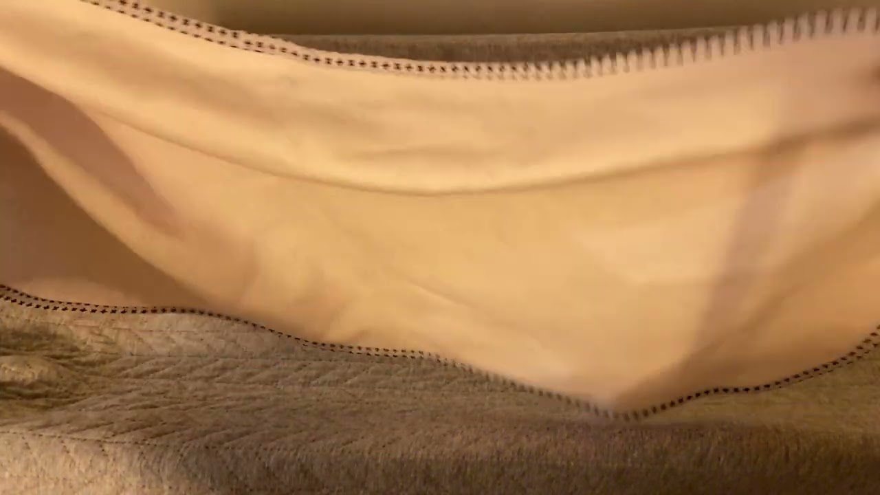 Munchkin Waterproof Changing Pad Liners for Baby Registry Gift #baby #babygift #babyshower