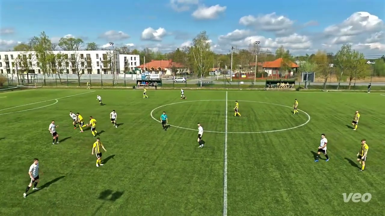 UKS Borzęcin - Błękitni Korytów 6 - 3
