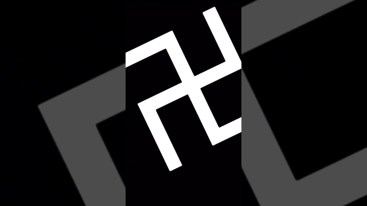 卍
