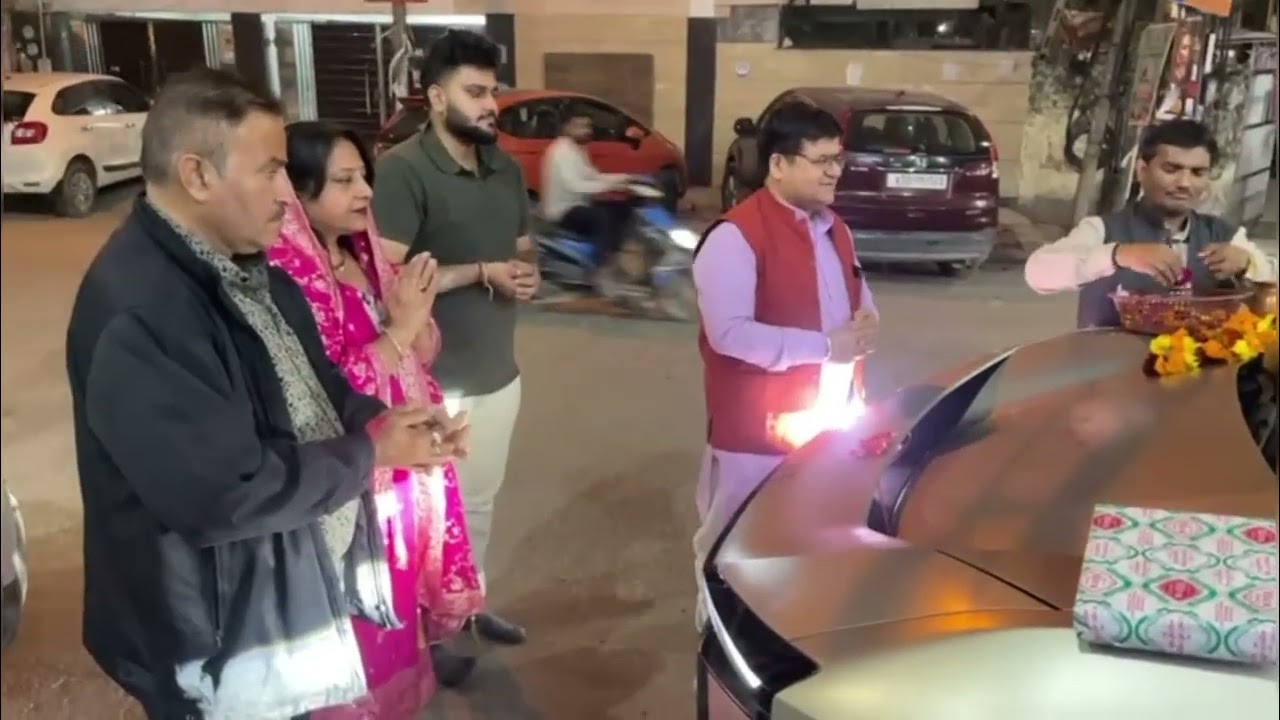 Nayi Car 🚗 Aur Pehla Shukrana Mandir Me 🙏#CarPuja #ShowroomToMandir #NewCarVibes #GratefulHeart ❤️🙏🧿