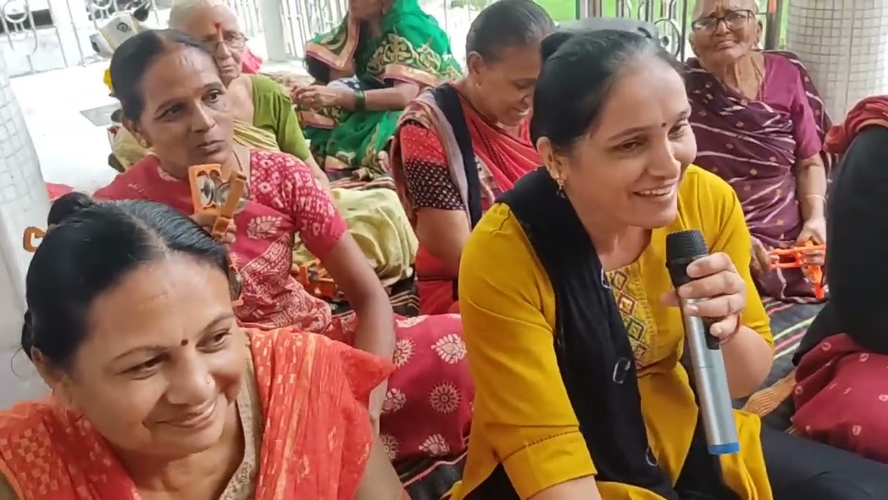 રમઝટ વાળું સુંદર મજાનું ભજન(લખેલું છે)દહીં ઘડુલો ગમેતો લાઈક સબ્સ્ક્રાઇબ કોમેન્ટ કરજો🙏જય શ્રી કૃષ્ણ🙏🌺