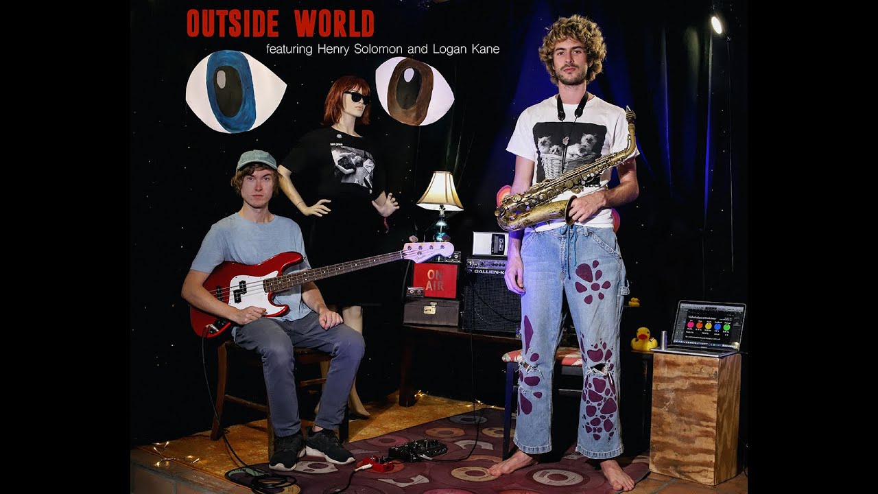 Gré Closing Time present Outside World featuring Henry Solomon & Logan Kane