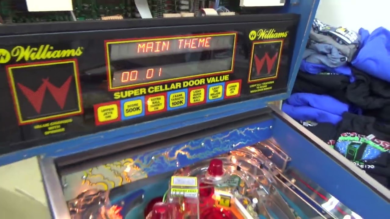 Ремонт игрового поля и устранение неполадок Williams Whirlwind Pinball