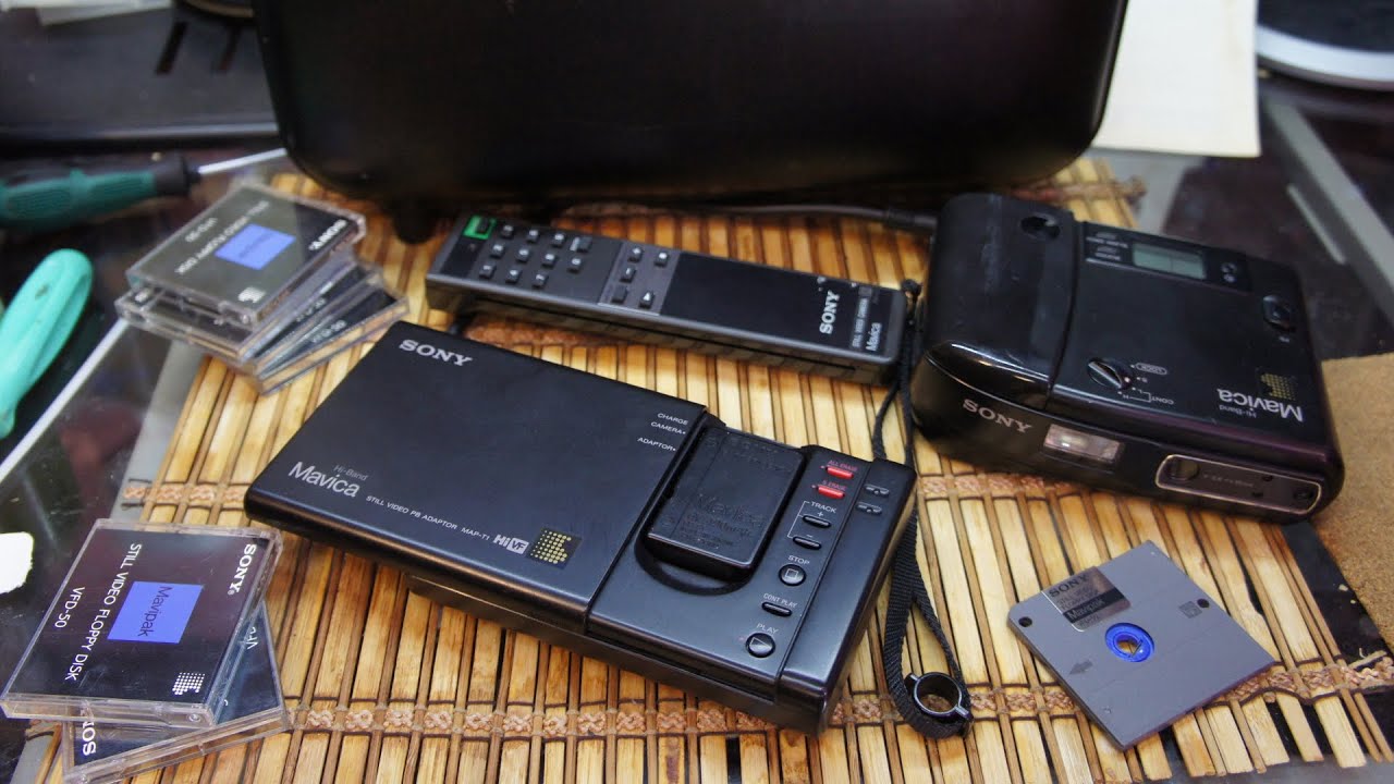 Sony Mavica MVC-C1 цифровой фотоаппарат не за того себя выдаёт. Фото на дискете? Да, еще и на какой!