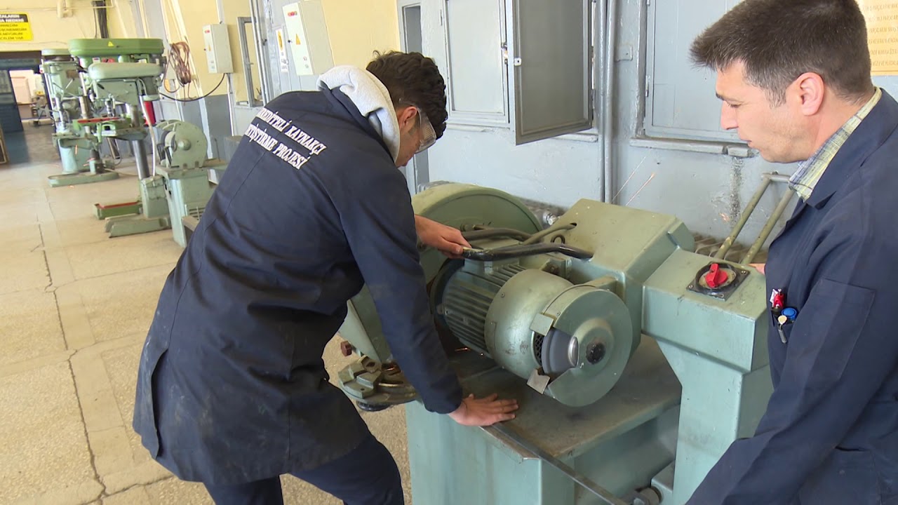 ELAZIĞ MESLEKİ VE TEKNİK ANADOLU LİSESİ TANITIM VİDEOSU