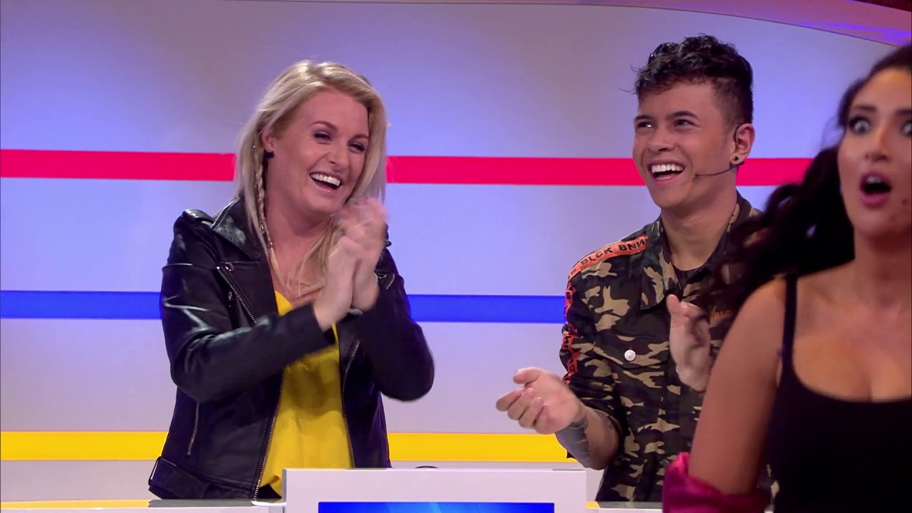 Esmee en Soundos gaan uit de kleren in Thank You For The Music