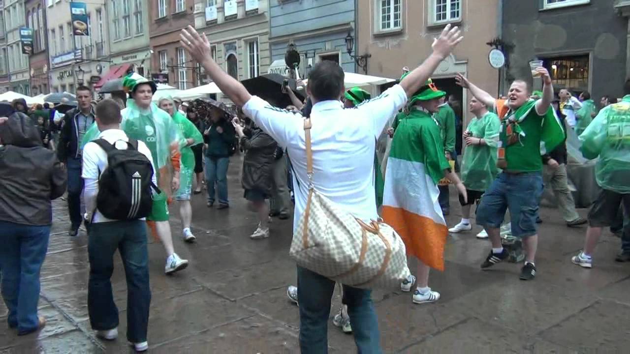 Euro 2012 Gdańsk przed meczem Hiszpania - Irlandia  ul.  Długa