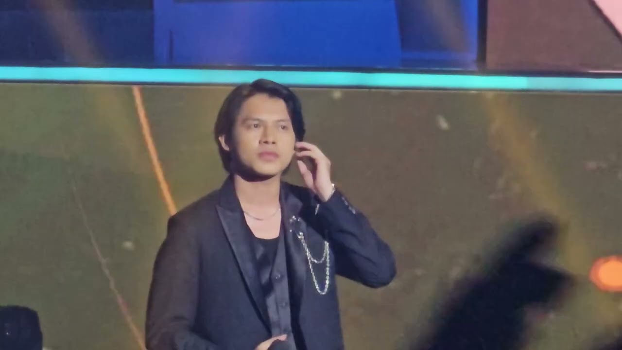 RONY PARULIAN LIVE AT SCTV MUSIC AWARD 2025