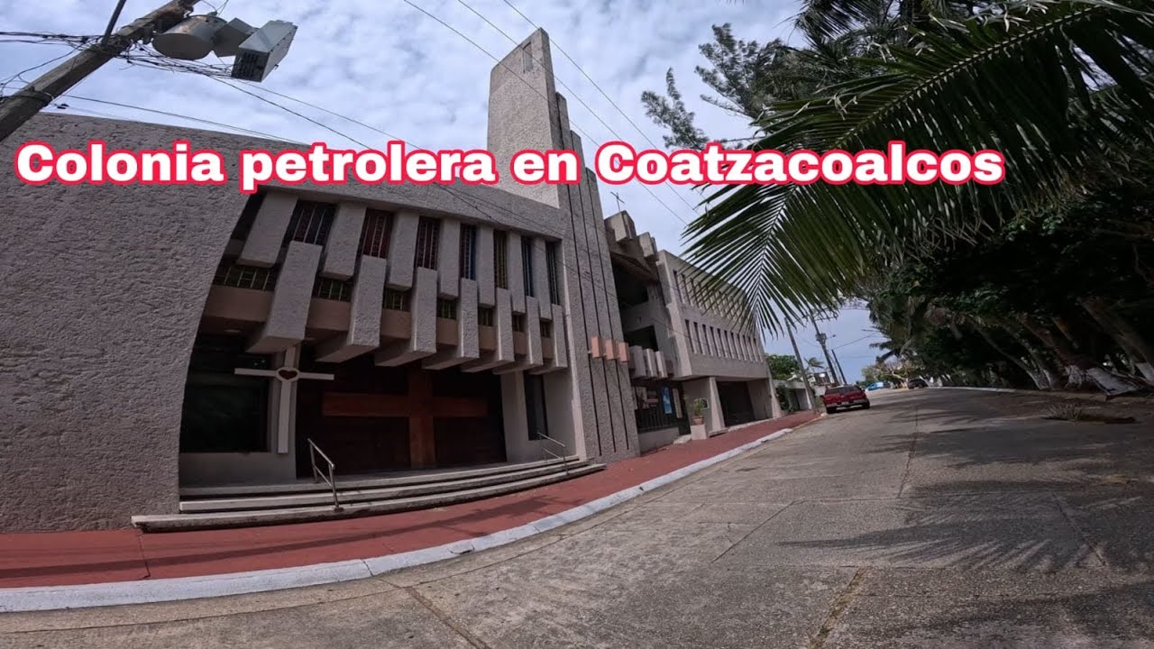 Así está la colonia petrolera en Coatzacoalcos , la recorrimos en Moto.￼
