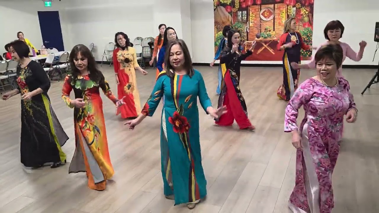 Múa Hình ảnh người em không đợi 