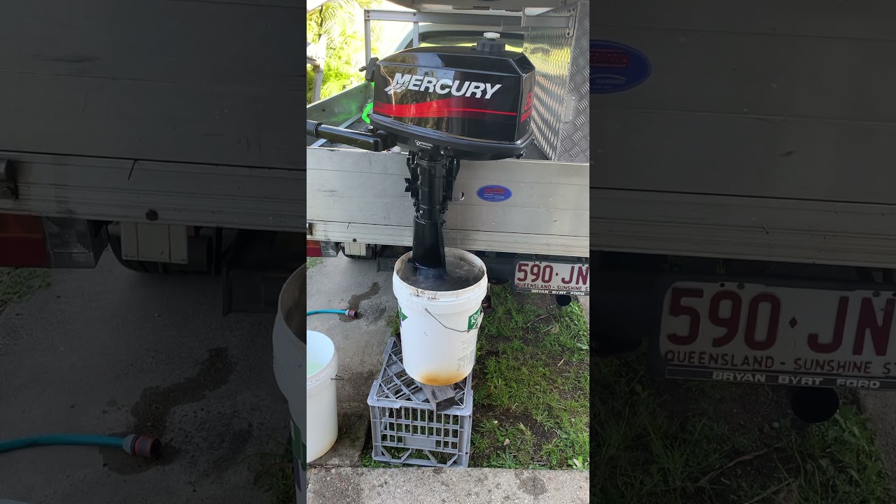 Best way How to clean a boat engine