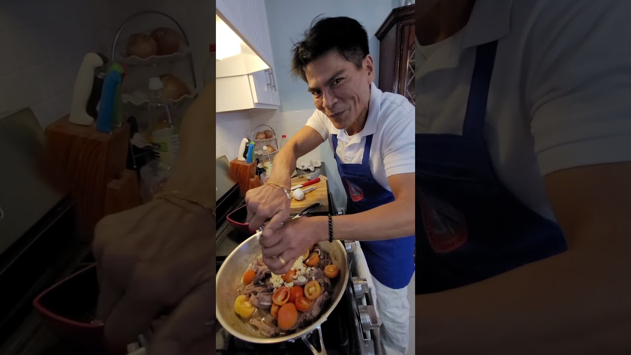 Cook with me Estafao Shortribs with fresh Guam local tomatoes!  You'll Love it😋