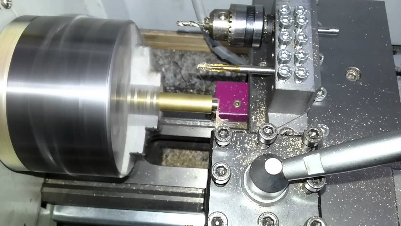 Mini CNC torna ile kılavuz çekme