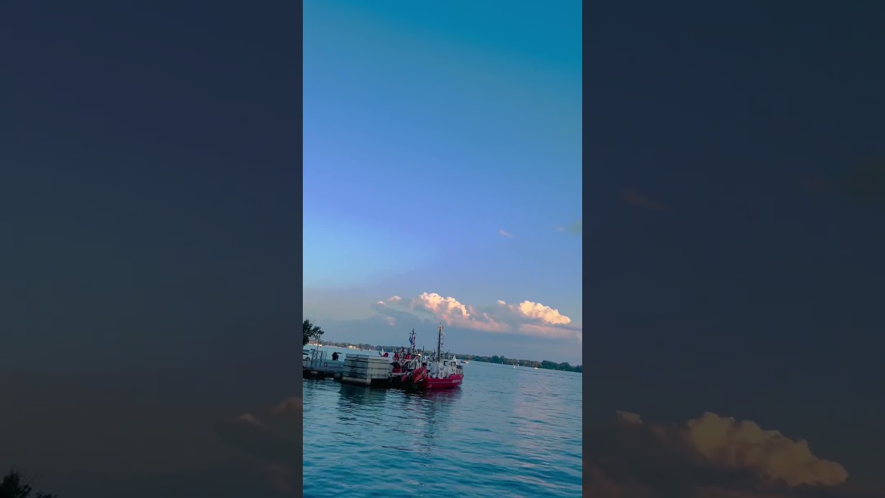 HTO Park - Toronto. #beach#harbour front#downtown#toronto#lakeontario#nature #new #nusic #cntower
