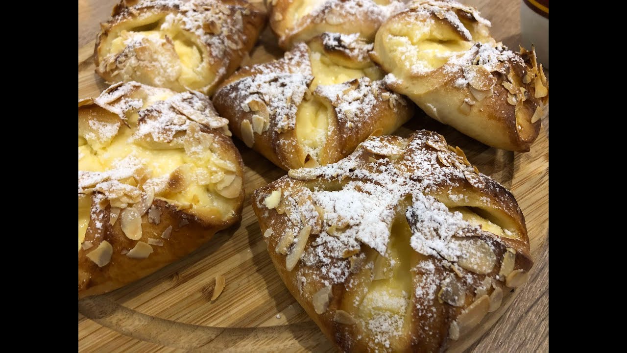 Süße Hefeteilchen mit Frischkäse einfaches Rezept einfachen Zutaten / Russische Küche