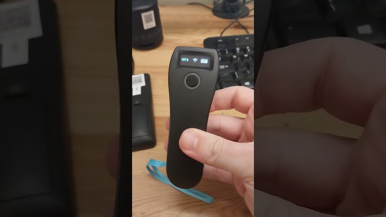 Используйте сканер штрихкодов с приложением HomeBox Inventory!