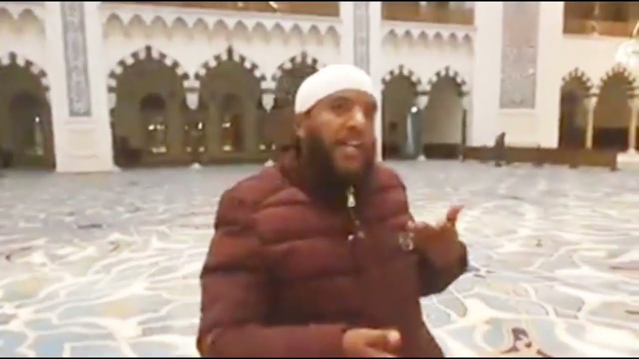 Seenaa Ajaiba  wanaa Akana namast tool  waa Ira baradha