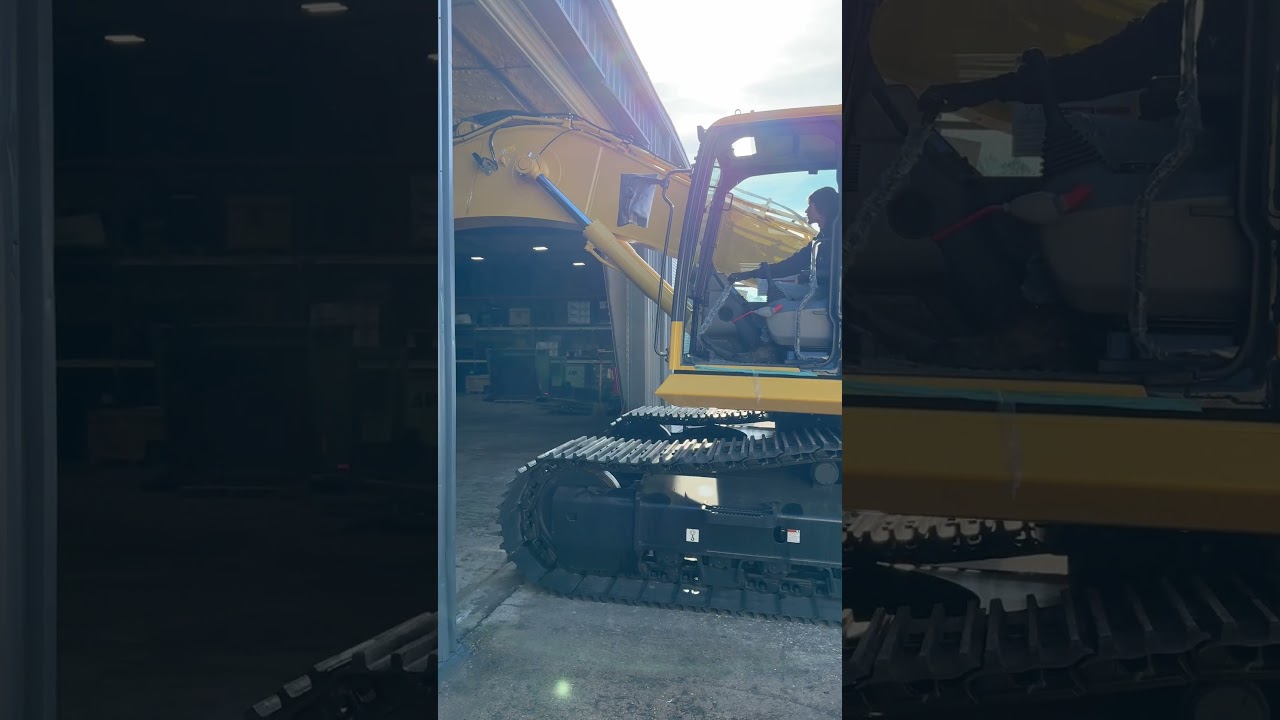New Komatsu HB365 Coupling Install Building Exit #facilitytour  #excavator #responsibleinnovation