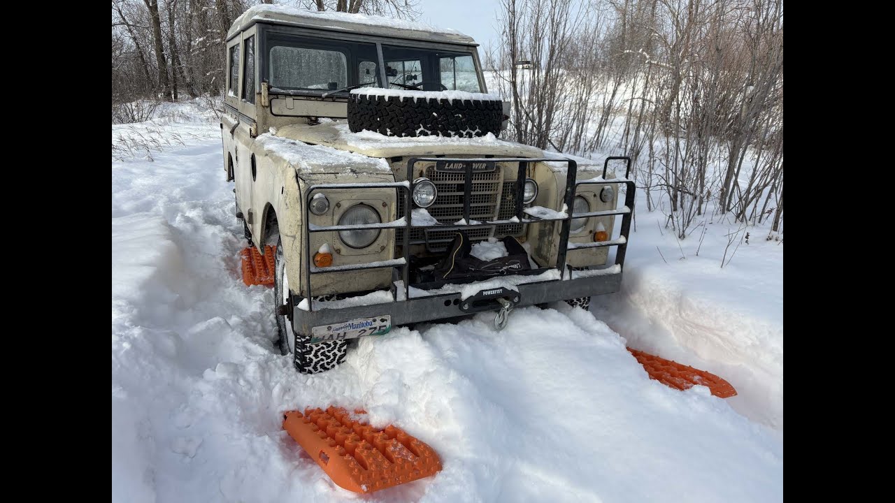 Land Rover Snow Bomb Part 1