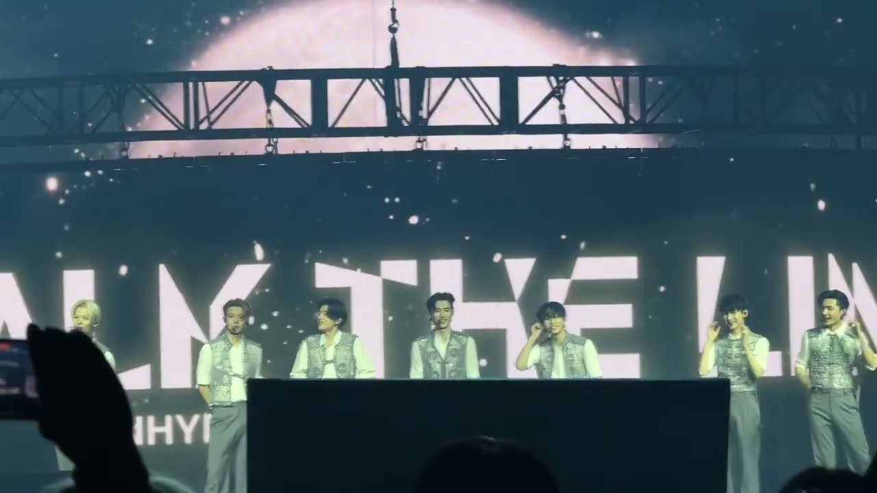 FANCAM ENHYPEN (엔하이픈) WTL IN NY D2 -Moonstruck + Final Ment + XO )eng) + No Doubt + Bad Desire (eng)