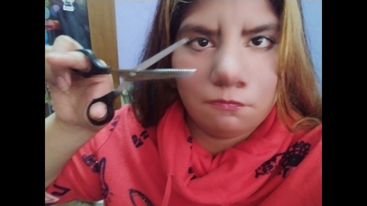 ASMR/ Cortando, tu cabello.